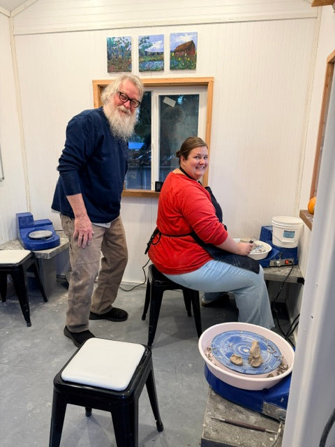 Saturday morning wheel throwing class for beginners